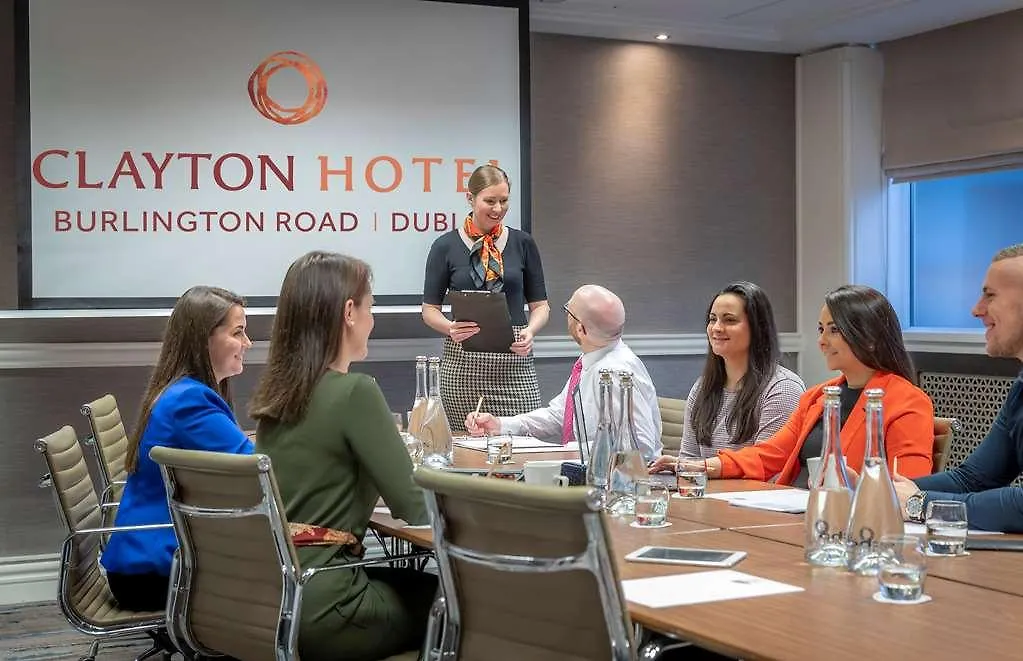 Clayton Hotel Burlington Road Dublin 4*,